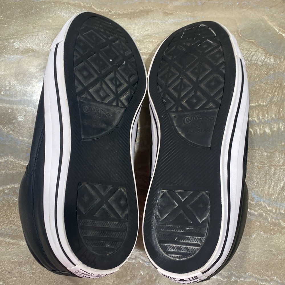 Converse CT All Star Leather Hi Black Sneakers Shoes Men’s 11 / Women’s 13 - Picture 9 of 9